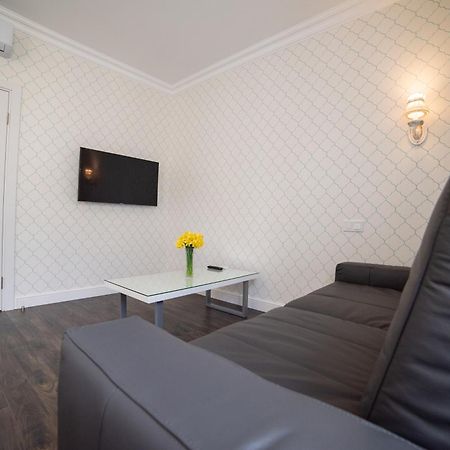 Asao-Apartments Walking Center Zone إلفيف الغرفة الصورة