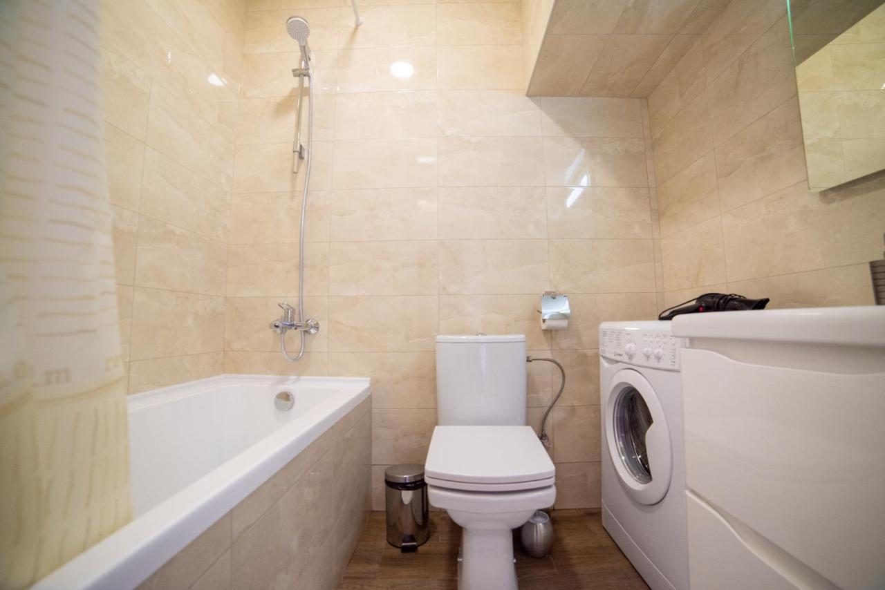 Asao-Apartments Walking Center Zone إلفيف المظهر الخارجي الصورة