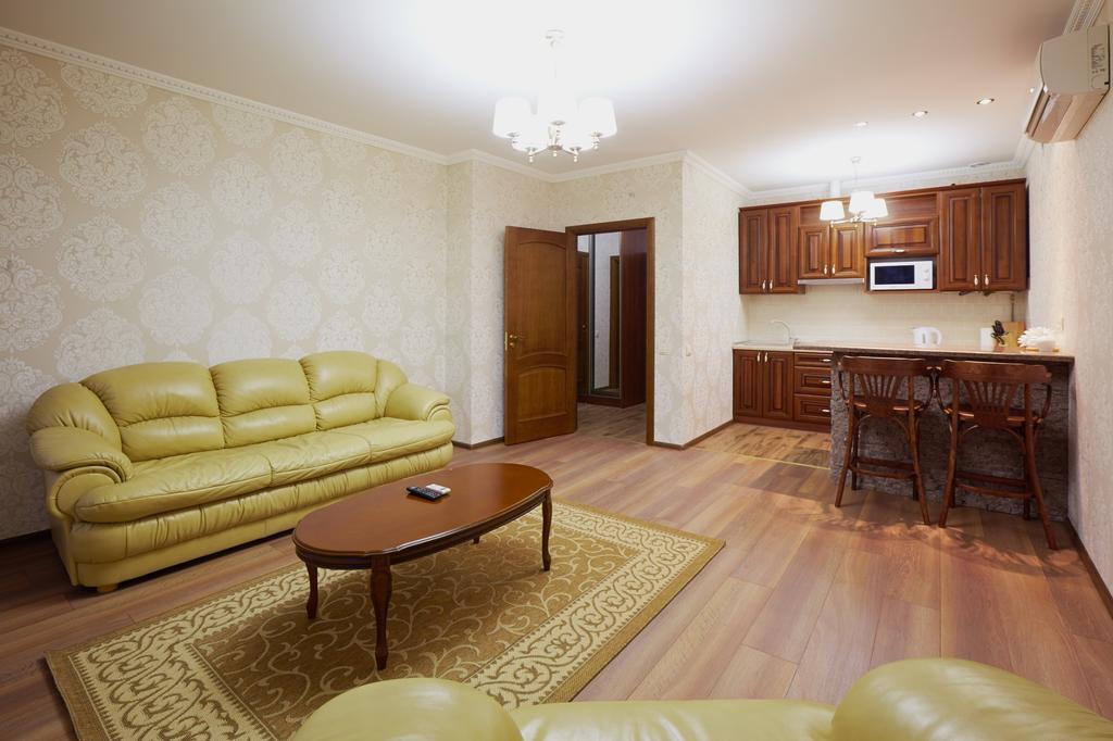 Asao-Apartments Walking Center Zone إلفيف الغرفة الصورة