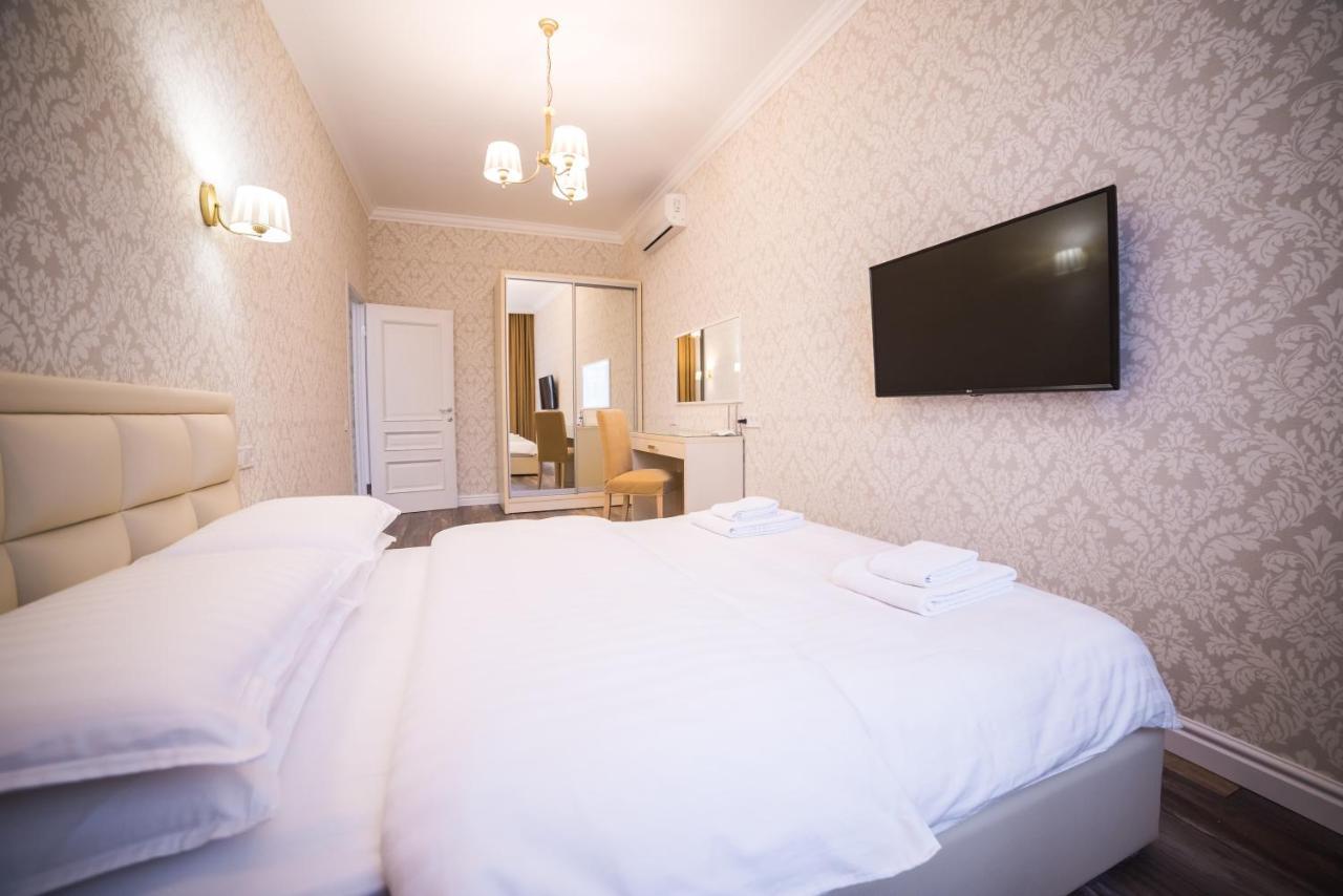 Asao-Apartments Walking Center Zone إلفيف المظهر الخارجي الصورة